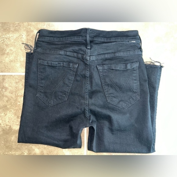 MOTHER✨ High waisted Rascal Knicker Fray - Picture 2 of 8